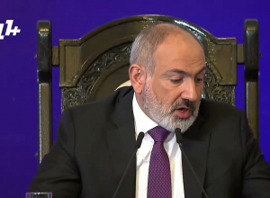 Հորդորե՞լ եք Ձեր որդուն, որպեսզի հետ վերցնի բողոքը. լրագրողը՝ Փաշինյանին