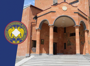 Գյումրիում սպանության փորձ կատարելու դեպքի առնչությամբ ևս երկու անձի նկատմամբ հանրային քրեական հետապնդում է հարուցվել