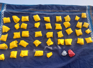 140 փաթեթ «Մեթամֆետամին» և «MDMB(N)-022» տեսակի թմրամիջոցներ՝ ավտոմեքենայում