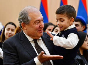 Յուրաքանչյուր երեխա ապագայի խորհրդանիշն ու երաշխիքն է. Արմեն Սարգսյան