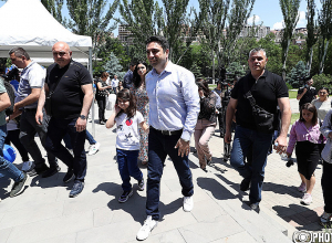 Ազգային ժողովի այգին՝ հունիսի 1-ին (լուսանկարներ)