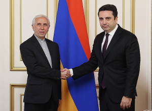 Ален Симонян принял посла Ирана, завершающего свою миссию в Армении
