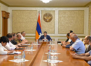 Արայիկ Հարությունյանն աշխատանքային խորհրդակցություն է անցկացրել