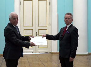 Վահագն Խաչատուրյանին իր հավատարմագրերն է հանձնել Հայաստանում Լեհաստանի նորանշանակ դեսպանը