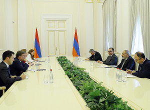 Վարչապետն ԱՄՆ պետքարտուղարության պատվիրակության հետ քննարկել է հայ-ադրբեջանական հարաբերությունների կարգավորման ընթացքը