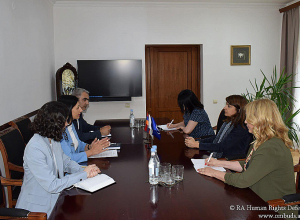 Ատելության խոսքի ցանկացած դրսևորում պետք է բացառվի հանրային խոսքից. Պաշտպանն ընդունել է Անջելա Լոնգոյին