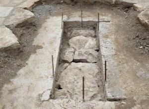 Ամարասի վանական համալիրի բակում հայտնաբերվել են անցյալ դարասկզբի հորիզոնական հորաններ