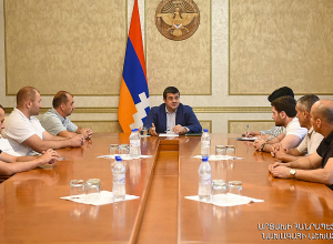 Արայիկ Հարությունյանն ընդունել է մի խումբ փաստաբանների