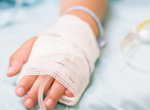 Գյումրիում 3-րդ հարկից ընկած 7 ամյա երեխան մահացել է