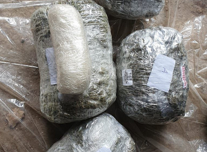 Բացահայտվել է Իրանից ՀՀ առանձնապես խոշոր չափերով տարբեր թմրամիջոցների տեղափոխման դեպք. երեք անձի կալանավորելու միջնորդություն է ներկայացվել