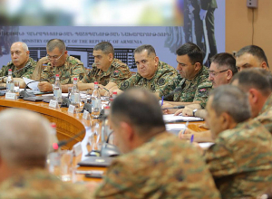 ՊՆ վարչական համալիրում տեղի է ունեցել ռազմական խորհրդի նիստ