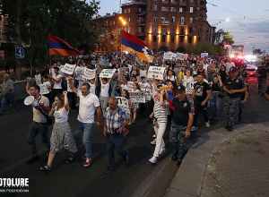 Բողոքի ակցիա Երեւանում՝ ի աջակցություն Արցախի
