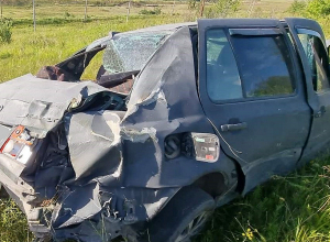 Մեքենան դուրս է եկել ճանապարհի երթևեկելի հատվածից, գլորվել մոտ 30 մետր և հայտնվել դաշտամիջյան հատվածում