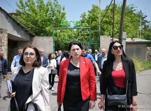 «Ձորակ» կենտրոնի խնամարկյալները երեկոյան ժամերին ազատորեն դուրս են գալիս տարածքից, ինչը կարող է վտանգավոր լինել