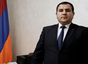 Վագիֆ Խաչատրյանն արդեն Բաքվի հիվանդանոցներից մեկում է. Արցախի պետնախարար. «Հետք»