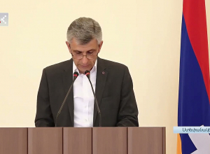 Հրաշքների չսպասեք, մեր իրականությունը այնպիսին է, որ առանց մեր մասնակցության հրաշքներ չեն կարող լինել. ԱՀ ԱԺ նորընտիր նախագահի ելույթը