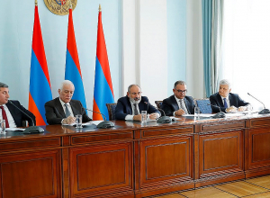 Ավելի խոշորամասշտաբ ծրագրեր․ Փաշինյանը հանդիպել է շինարարական կազմակերպություններին