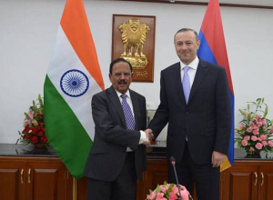 Секретарь СБ РА представил советнику премьер-министра Индии гуманитарный кризис в НК