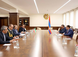 Պապիկյանը Իրանի դեսպանին ներկայացրել է Սոթքի ուղղությամբ ադրբեջանական սադրանքի վերաբերյալ մանրամասներ. ՊՆ