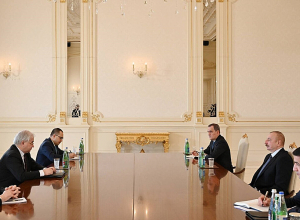 Ալիևն ու Խովաևը Բաքվում քննարկել են Աղդամի և Լաչինի ճանապարհների հարցը