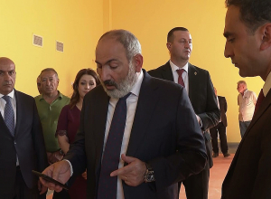 Строительные работы по строительству начальной школы №122 в административном районе Ачапняк находятся на завершающей стадии