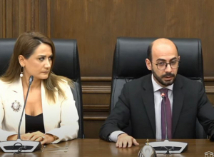 Խաղաղության բանակցությունները փակուղում չեն. ՔՊ-ի ճեպազրույցը