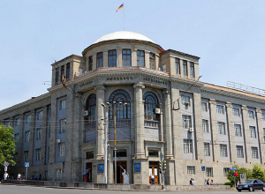 Երևանի պետական բժշկական համալսարանի գլխավոր մասնաշենքը չի օտարվում․ ՏԿԵՆ-ից հերքում են