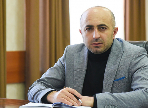 Սամվել Շահրամանյանին փոխանցել եմ, որ այս ծանր պահին Սամվել Բաբայանը պատրաստ է վերցնել իշխանությունը և բանակցել Ադրբեջանի հետ․ Հ․ Խանումյան