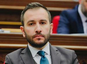 Եկեք թույլ չտանք, որ մեր ներսից նշանառության տակ վերցնեն մեր իսկ անկախությունը․ Հայկ Կոնջորյան