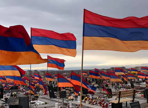 Մեկ անձ ձերբակալվել է՝ «Եռաբլուր»-ում ԱԺ պատգամավորի նկատմամբ Ֆիզիկական ներգործություն կատարելու կասկածանքով․ ՔԿ