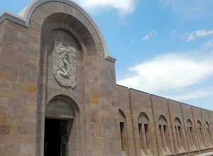 Сейчас в Гандзасаре находятся только копии рукописей: Матенадаран