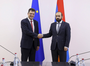 Արարատ Միրզոյանն ընդունել է ԵՄ ճգնաժամային կառավարման հարցերով հանձնակատարին