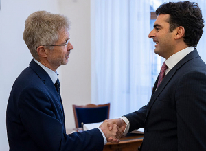Հակոբ Արշակյանը հանդիպել է Չեխիայի խորհրդարանի Սենատի նախագահ Միլոշ Վիստրչիլին