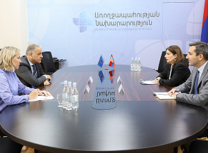 Министр встретилась с новоназначенным главой делегации Евросоюза в Армении, послом Василисом Марагосом