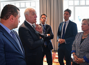 Վահագն Խաչատուրյանն աշխատանքային ճաշ է ունեցել Եվրախորհրդարանի պատգամավորների հետ