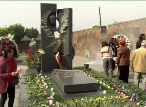 Հարգանքի տուրք՝ Կարեն Դեմիրճյանի հիշատակին․ ՈՒՂԻՂ