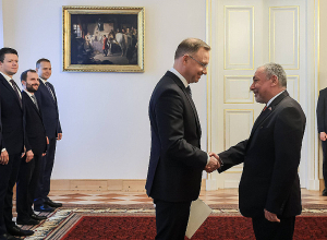 Լեհաստանում ՀՀ դեսպան Ալեքսանդր Արզումանյանն իր հավատարմագրերն է հանձնել Լեհաստանի նախագահին