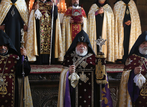 Հայրապետական մաղթանք Մայր Աթոռ Սուրբ Էջմիածնում