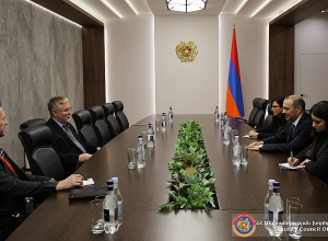 Արմեն Գրիգորյանն ընդունել է ՀՀ-ում Կանադայի դեսպանին