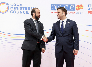 Արարատ Միրզոյանին դիմավորել է ԵԱՀԿ գործող նախագահ Բույար Օսմանին