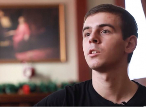 Հրաշքով փրկված զինվոր Նարեկ Պողոսյանը բուժում է ստանում «Զինվորի տուն» վերականգնողական կենտրոնում