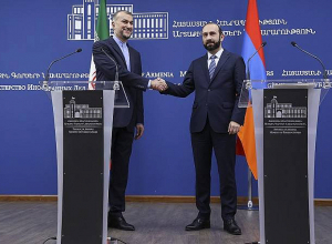 Իրանի ԱԳ նախարարը կայցելի Հայաստան