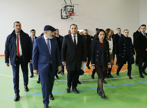 Պետբյուջեից ֆինանսավորվող ծրագրերում որևէ թերություն անընդունելի է. վարչապետը ծանոթացել է Արմավիրի մարզում իրականացվող ծրագրերին (լուսանկարներ)