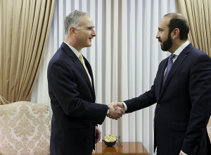 Арарат Мирзоян обсудил с американским сопредседателем процесс урегулирования отношений между Арменией и Азербайджаном