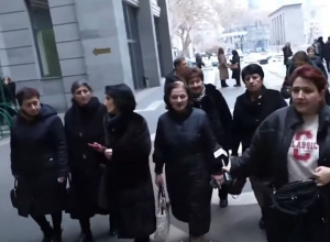 Ուսուցիչների բողոքի ակցիան ԿԳՄՍ նախարարության դիմաց․ ՈՒՂԻՂ