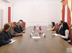 Ռուբեն Ռուբինյանը Լուիս Բոնոյի հետ քննարկել է Հայաստանի և Ադրբեջանի միջև խաղաղության գործընթացը