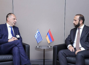 Завтра министр иностранных дел Греции посетит Армению