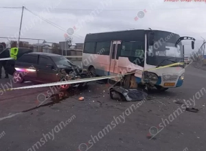 Բախվել են Գետազատ-Երևան երթուղին սպասարկող ավտոբուսն ու ՎԱԶ-21101-ը. կան տուժածներ