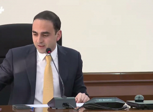 Ինչքան էլ չսիրեմ «Արարատ» ակումբը, Օղակաձև այգին պիտի վերակառուցվի․ թենիսի կորտերը կտեղափոխենք․ Տիգրան Ավինյան