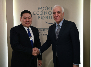 Վահագն Խաչատուրյանը հանդիպել է Մոնղոլիայի վարչապետի հետ